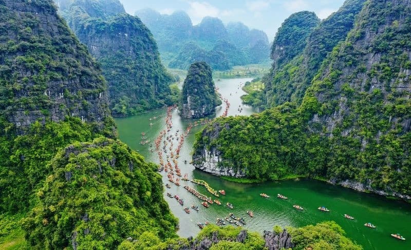 Hình xe dịch vụ: Taxi Gia Bình Đi Sân Bay